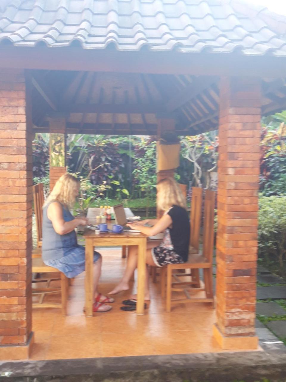 Nami House Hotel Ubud Exterior foto